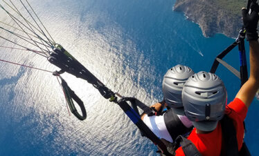 Volo in tandem con parapendio
