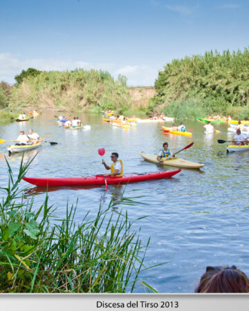 In Kayak lungo la costa del Sinis o sul fiume Tirso